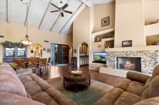 Photo #5: 6319144 Listing