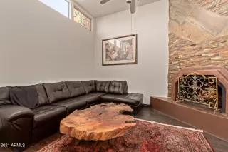 Photo #4: 6319439 Listing