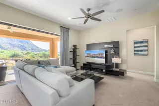 Photo #5: 6319493 Listing 