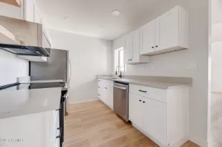 Photo #4: 6319591 Listing