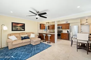 Photo #5: 6319820 Listing