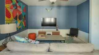 Photo #6: 6319863 Listing