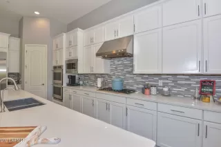 Photo #6: 6320015 Listing 