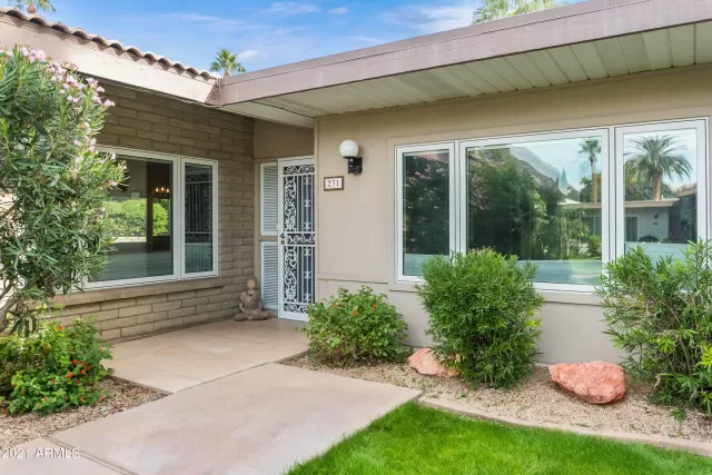 MLS: 6320031 Condo For Sale