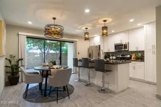 Photo #2: 6320178 Listing