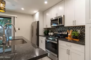 Photo #4: 6320178 Listing