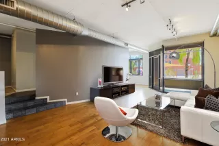 Photo #1: 6320208 Listing