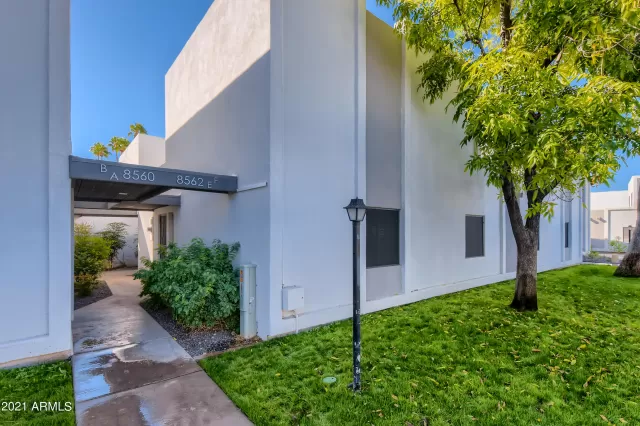 MLS: 6320219 Condo For Sale