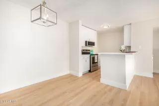 Photo #4: 6320851 Listing