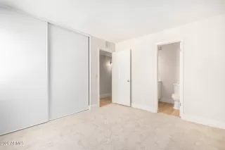 Photo #5: 6320851 Listing