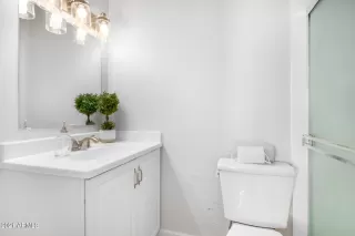 Photo #6: 6320851 Listing