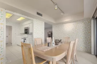 Photo #6: 6320930 Listing 