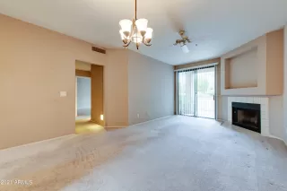 Photo #6: 6320955 Listing