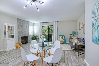 Photo #5: 6321098 Listing 