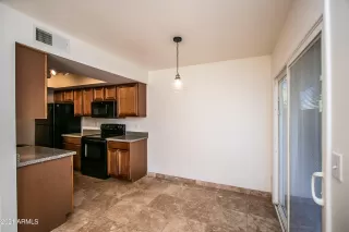 Photo #3: 6321254 Listing