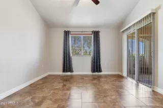 Photo #5: 6321368 Listing