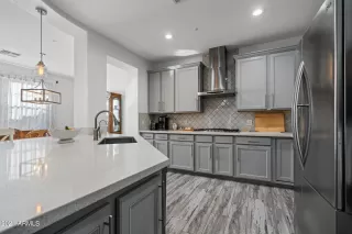 Photo #2: 6321424 Listing