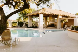 Photo #4: 6321642 Listing