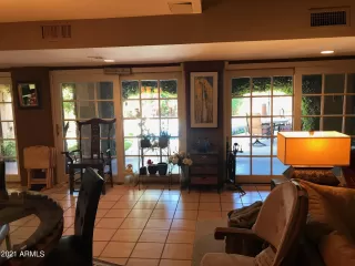 Photo #5: 6321743 Listing
