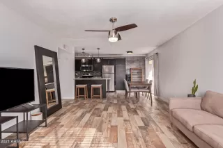 Photo #3: 6322048 Listing