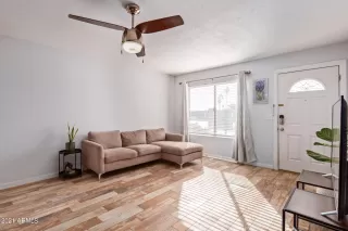 Photo #6: 6322048 Listing