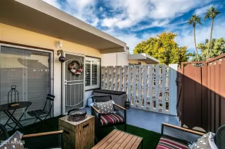 Photo #1: 6322086 Listing