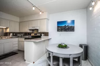 Photo #3: 6322086 Listing