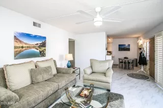 Photo #6: 6322086 Listing