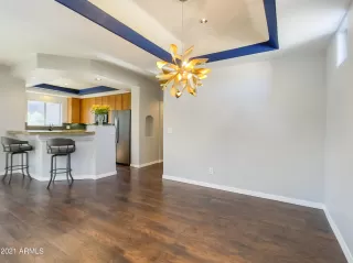 Photo #6: 6322229 Listing