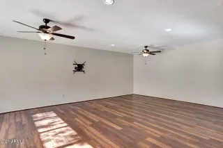 Photo #4: 6322291 Listing 