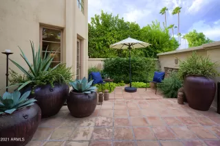 Photo #5: 6322306 Listing