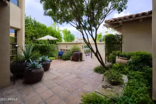 Photo #6: 6322306 Listing