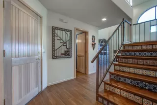 Photo #2: 6322656 Listing