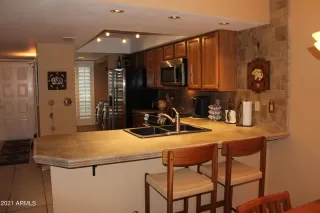 Photo #6: 6322679 Listing