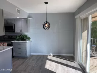 Photo #5: 6322761 Listing