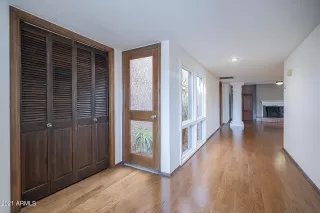 Photo #2: 6322798 Listing