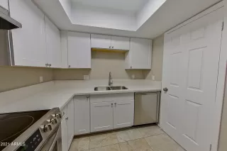 Photo #5: 6322823 Listing