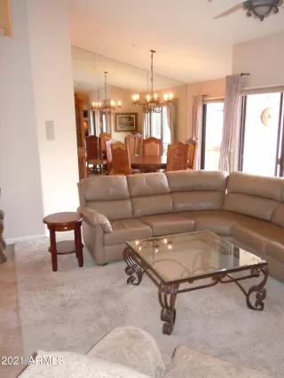 Photo #5: 6322830 Listing