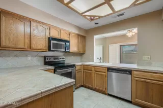 Photo #5: 6322868 Listing 