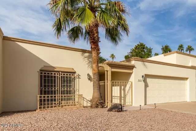 MLS: 6323165 Condo For Sale