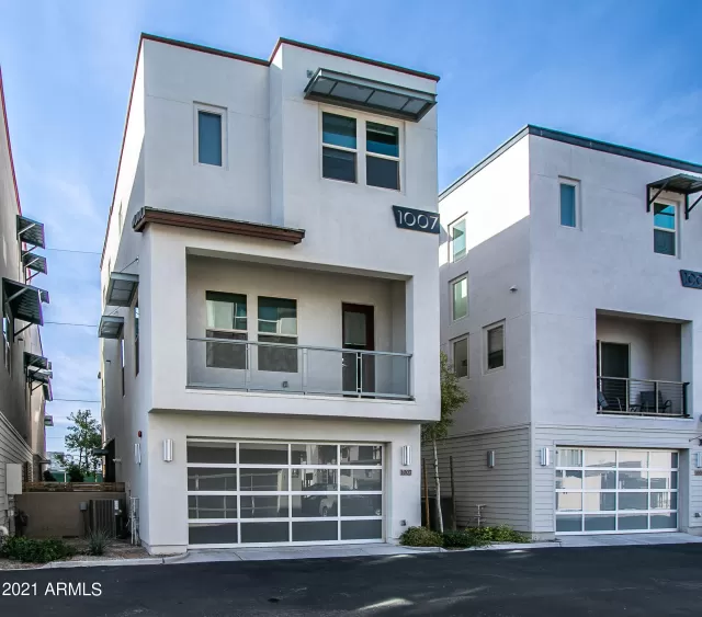 MLS: 6323273 Condo For Sale