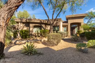 Photo #1: 6323294 Listing 