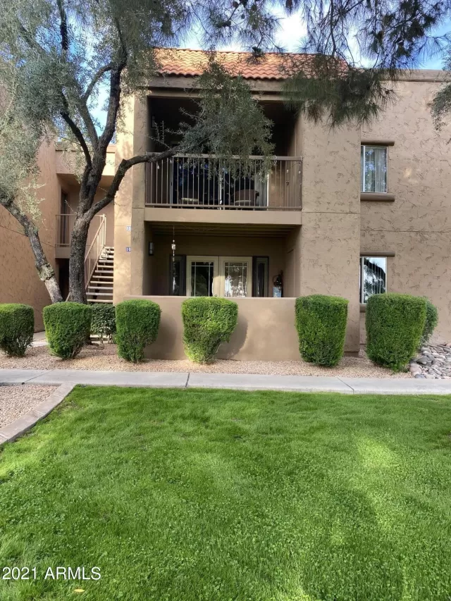 MLS: 6323328 Condo For Sale