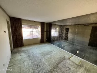 Photo #4: 6323444 Listing