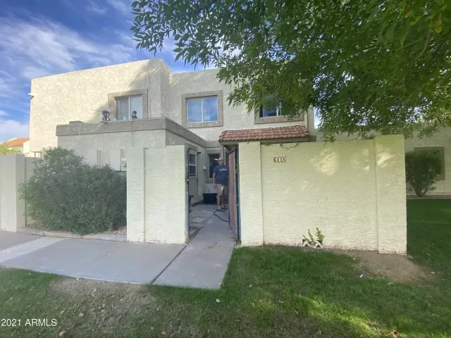 MLS: 6323642 Condo For Sale