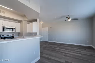 Photo #4: 6323976 Listing