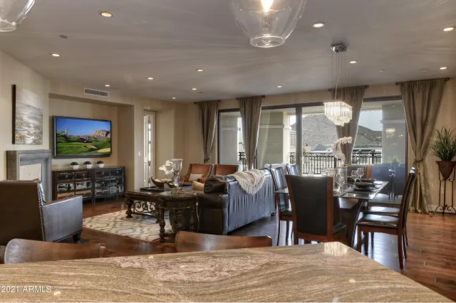 MLS: 6324003 Condo For Sale