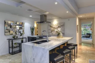 Photo #5: 6324017 Listing 