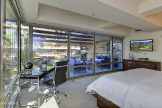 Photo #6: 6324020 Listing