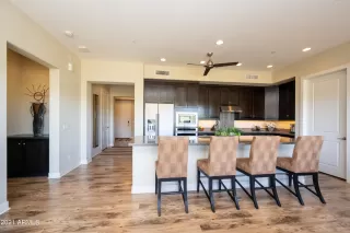 Photo #2: 6324103 Listing 